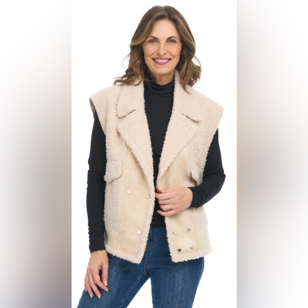 Women's Cream Sherpa Vest